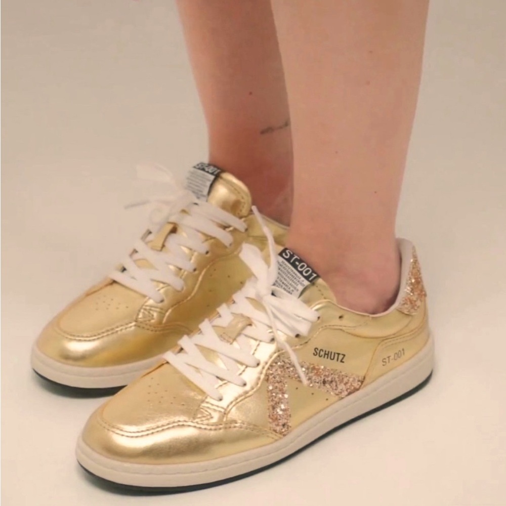 Golden Sneakers 7,5 (38) true size